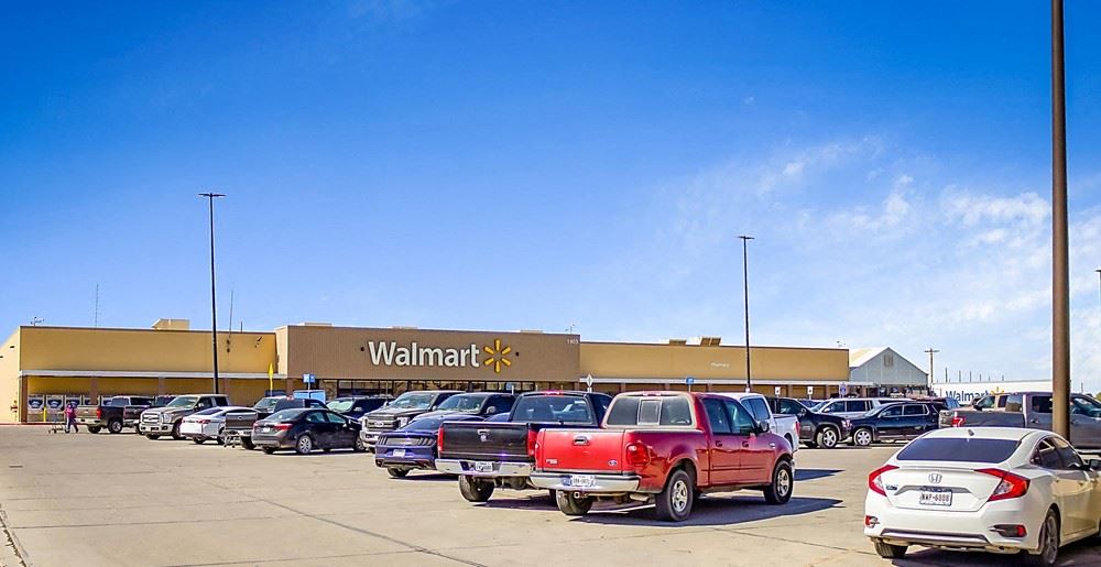 1903 South Cedar Street, Pecos Retail Space For Sale