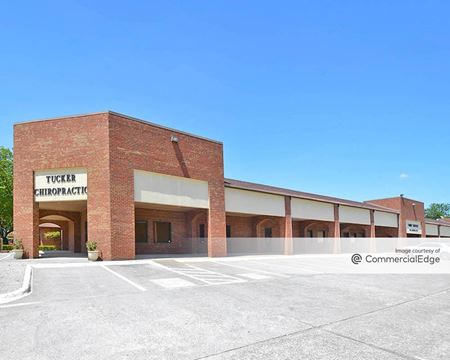 Commercial space for Rent at 712 North Hampton Road in Desoto