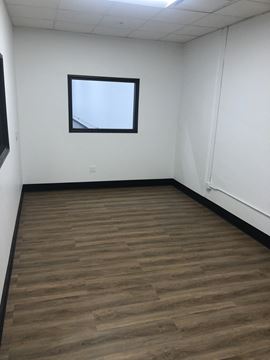 13502 Vintage Place