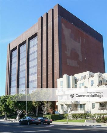 4929 Wilshire Blvd