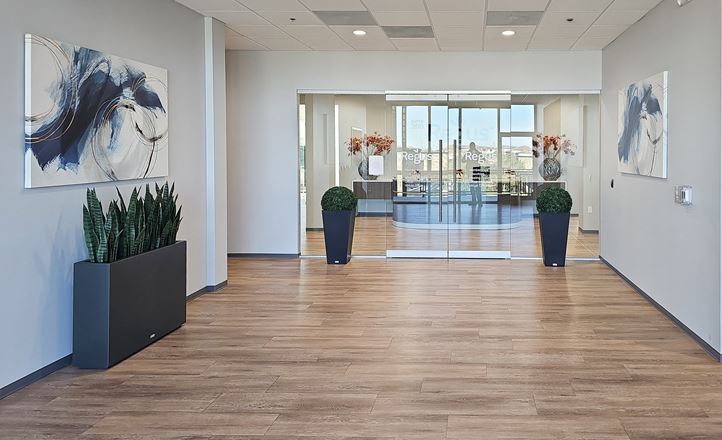 Regus - Sugarland - University Blvd