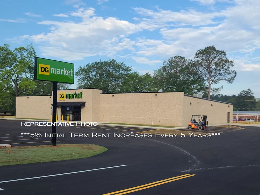 DG Market | Olive Branch, MS | Brick Exterior