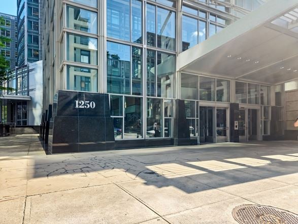 Regus - Montreal - Rene Levesque