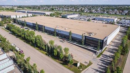 4255     Galerie de photos de l'espace 2