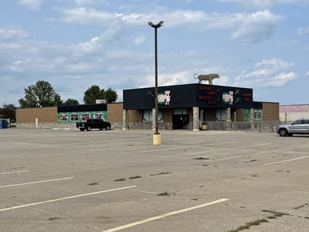 Photo of commercial space at 130 New Towne Square Drive in Toledo