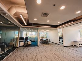 8500 Keystone Crossing