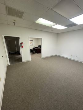 3201 Wellington Ct