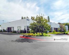 North Creek Parkway Center - 11804, 18706, 18804 & 18916 North Creek Pkwy
