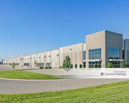 Industrial space for Rent at 16575 S Theden St in Olathe