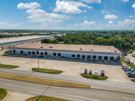 Photo of commercial space at 1922 N Great Southwest Pkwy in Grand Prairie
