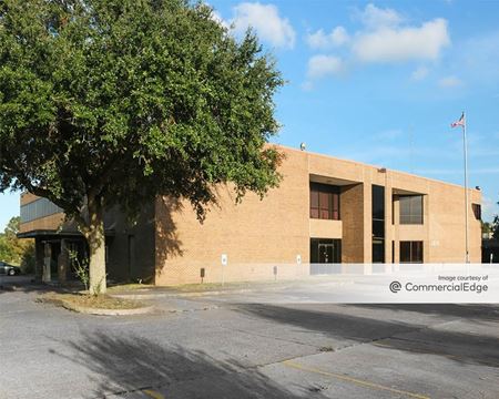 Photo of commercial space at 1212 North Velasco Street in Angleton