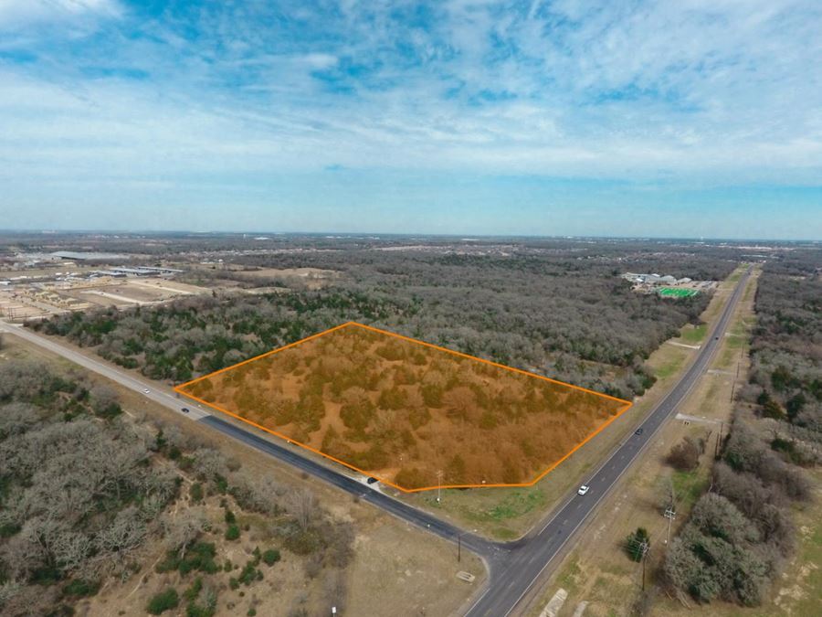 ± 8.15 AC | West Villa Maria Road