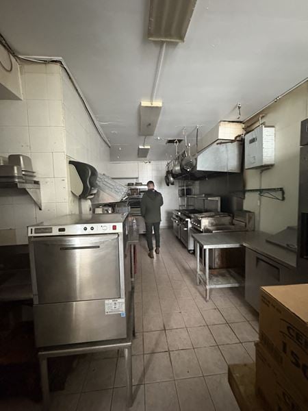 Retail space for Rent at 3426 North Harlem Avenue in Chicago