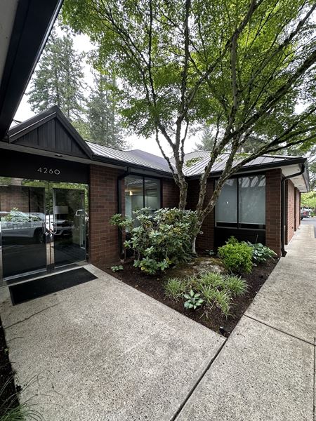 Commercial space for Rent at 4260 Galewood Street in Lake Oswego
