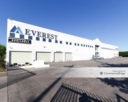 Industrial space for Rent at 655 South Santa Fe Avenue in Los Angeles