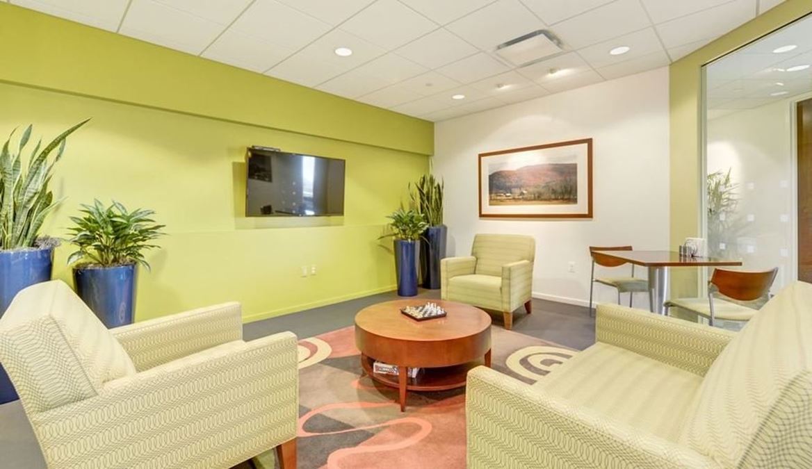 Carr Workplaces - Tysons Boulevard