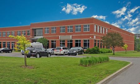 Industrial space for Rent at 5896-5932 Henri-Bourassa Boulevard West in Saint-Laurent