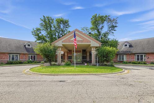 Davenport–Moline–Rock Island Senior Living: 33 Units | 79% Occupancy