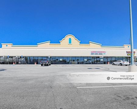 Retail space for Rent at 1521 South Riverside Avenue in Rialto