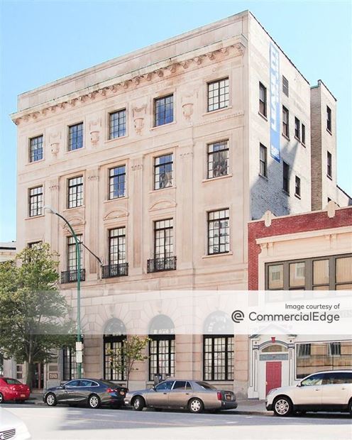 Plaza Suites - 70 Niagara Street