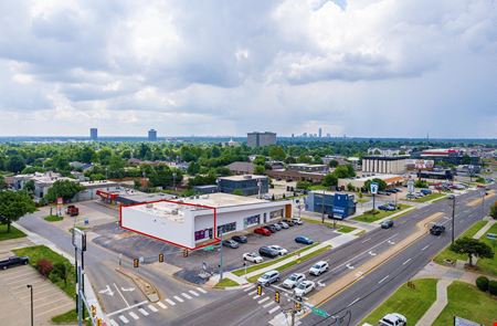 Retail space for Rent at 5916 N May Ave in Oklahoma City