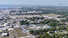 2.83± AC IOS For Lease