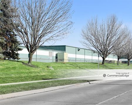 Industrial space for Rent at 1550 Universal Road in Columbus