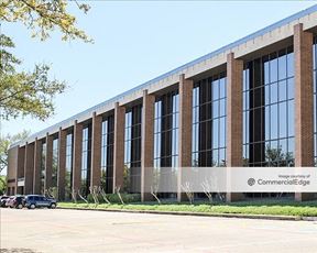 Memorial Hermann Memorial City Medical Center - System Services Building