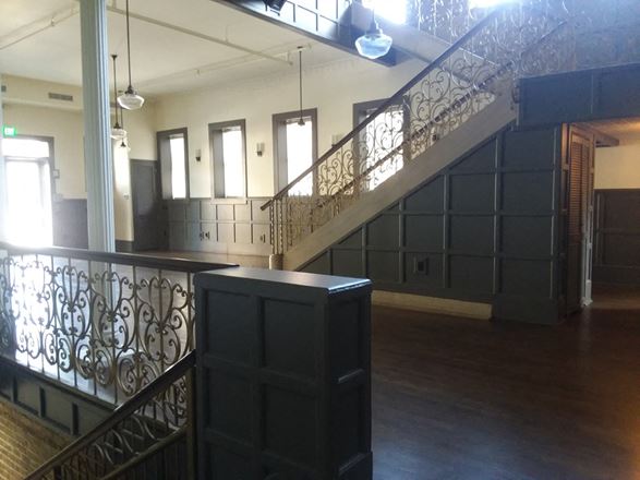 8,783 SF | Commercial/ Professional Office l Ybor City 