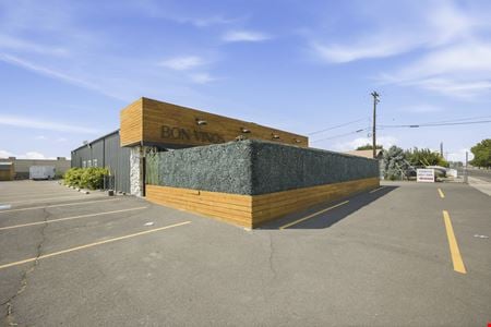 Retail space for Sale at 122 N 16th St in Sunnyside