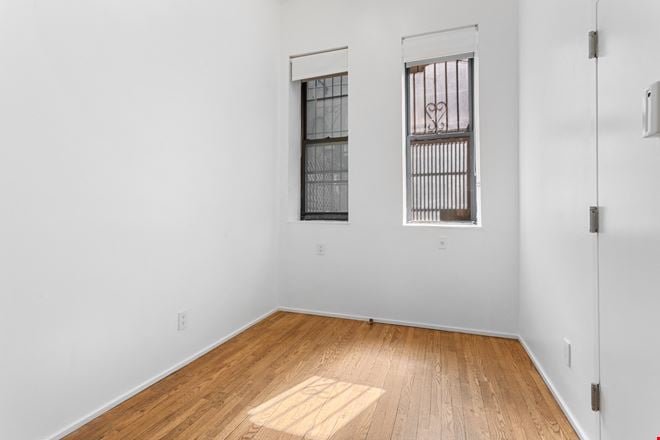 172 Attorney St
