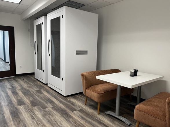 Beach Walk Office Suites - Beach Walk Coworking & Office Space