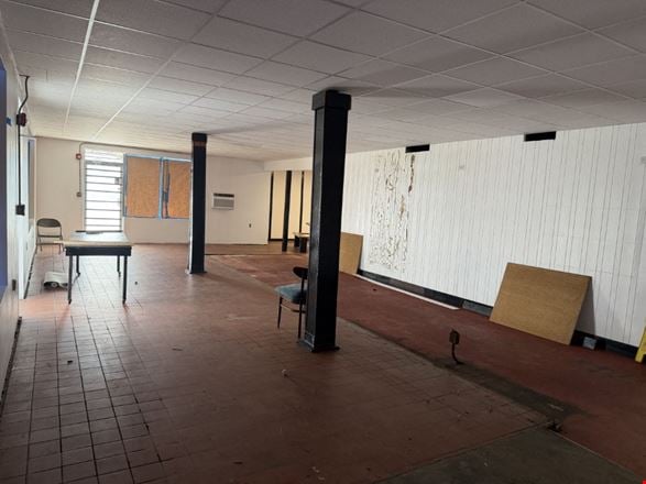 1917 W Cervantes St | Retail For Sale or Lease