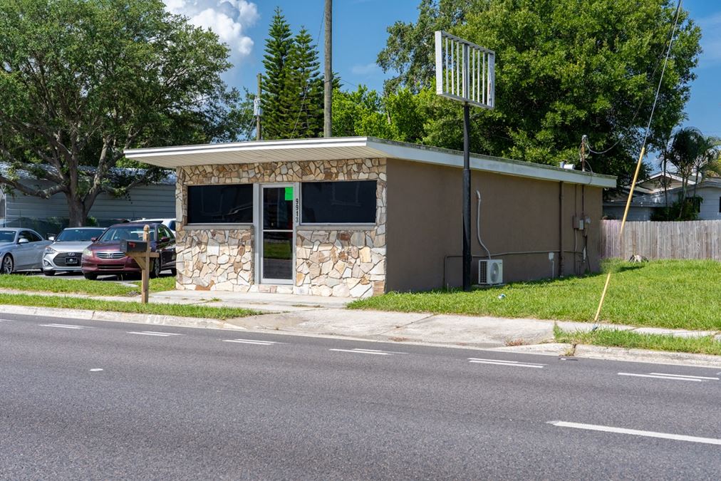 9913 US Highway 41, Gibsonton, Florida 33534-4012