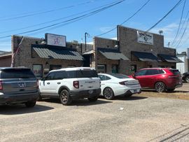 711 N Main St