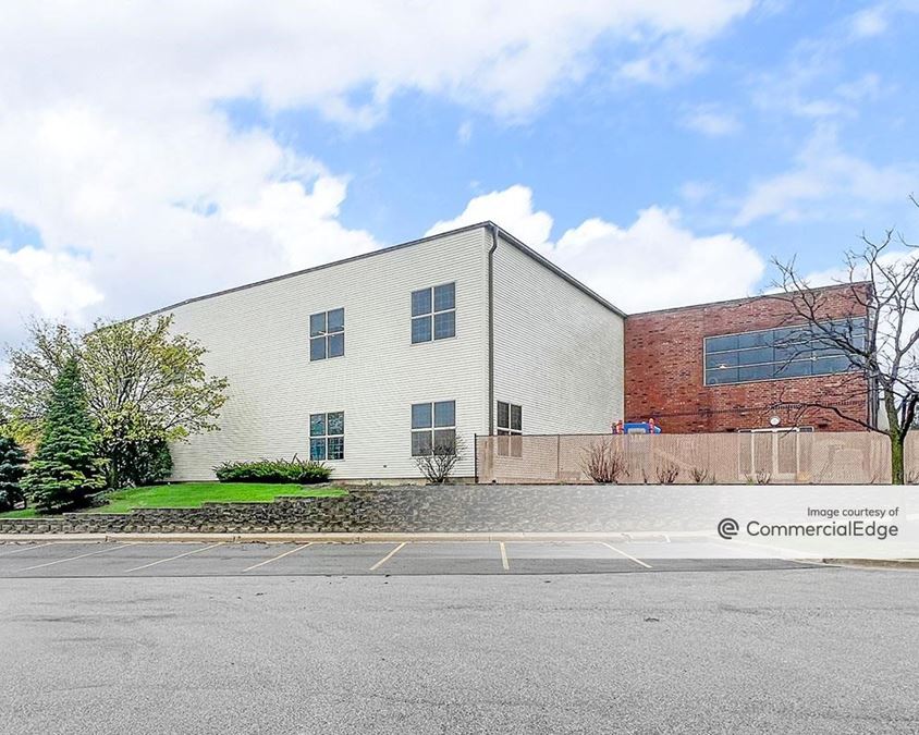 875 Roosevelt Road 875 Roosevelt Road Office Building