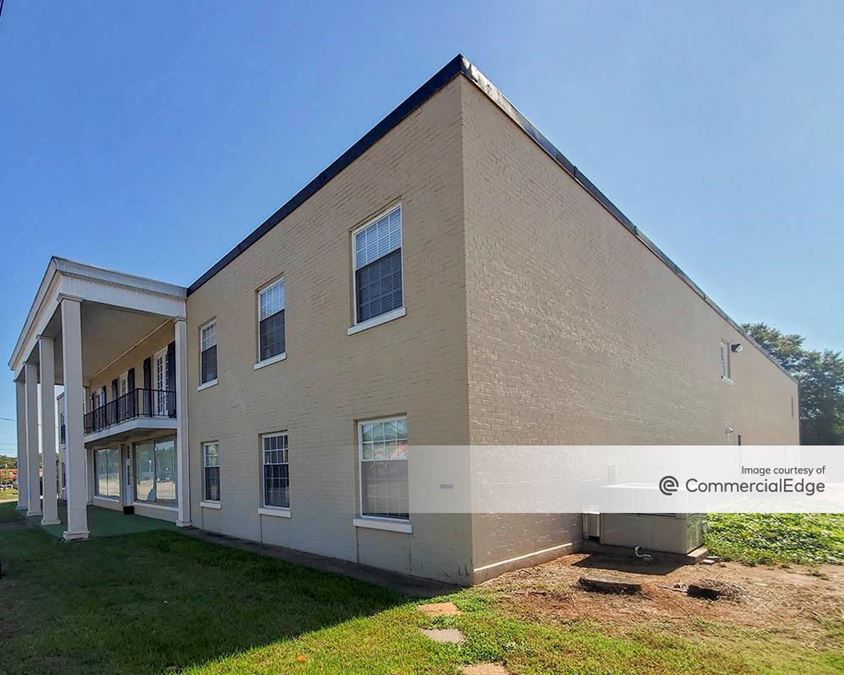 1481 North Pleasantburg Drive, Greenville, SC 29607