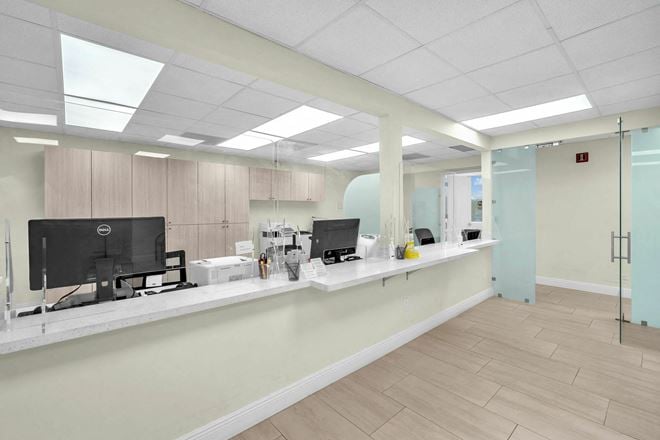 Centrum Plaza Suite #401
