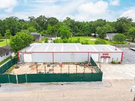 ±10,000 SF Office/Warehouse with Yard Space