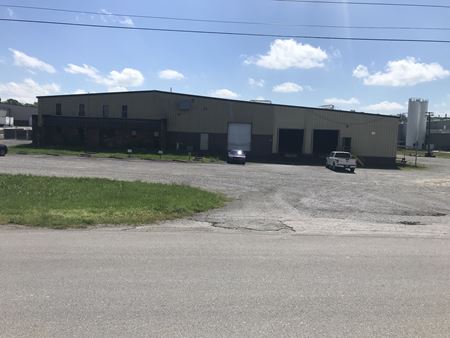 Industrial space for Sale at 801 Garrett Parkway in Lewisburg