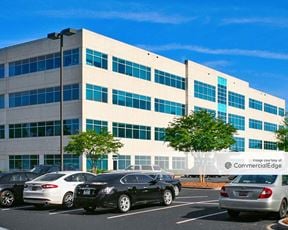 The Executive Park at Faber Place - Ashley Overlook