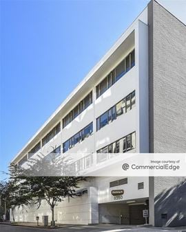 9350 Wilshire Blvd