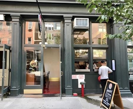 Retail space for Rent at 139 Reade St in New York
