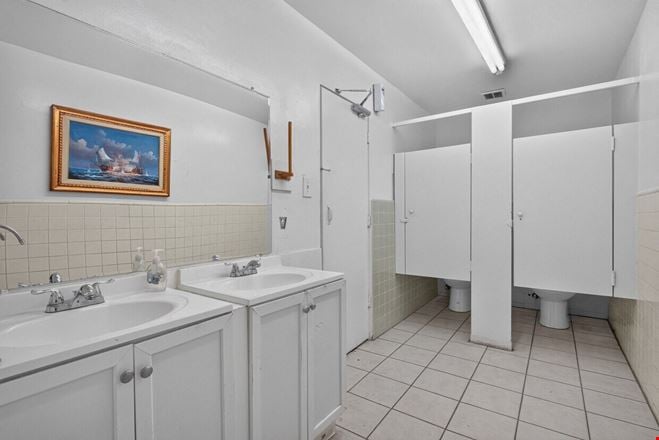1519 W 139th St, Gardena, CA 90249-2603