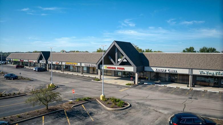 Lakeview Plaza