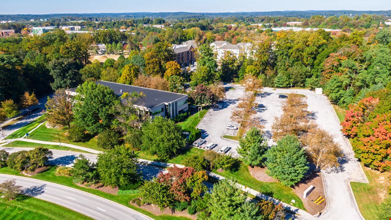 600 Eagleview Blvd