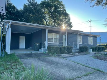 Office space for Rent at 2400 Beaumont St in Pensacola