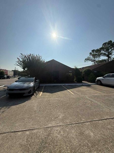Unassigned space for Sale at 624 West Main Street in League City