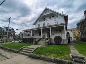 1337 Virginia St E