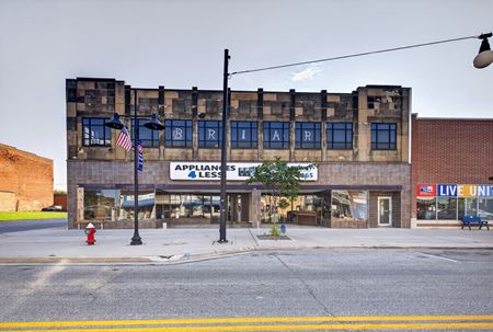 Retail space for Rent at 668 Broadway in Lorain